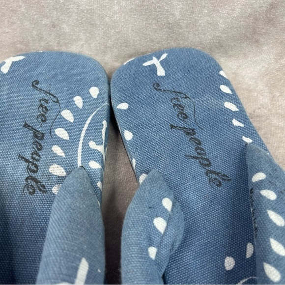 Free People ES Verdra Cotton Thong Sandals In Azure Denim Blue Size 40 US 10 - Picture 8 of 11